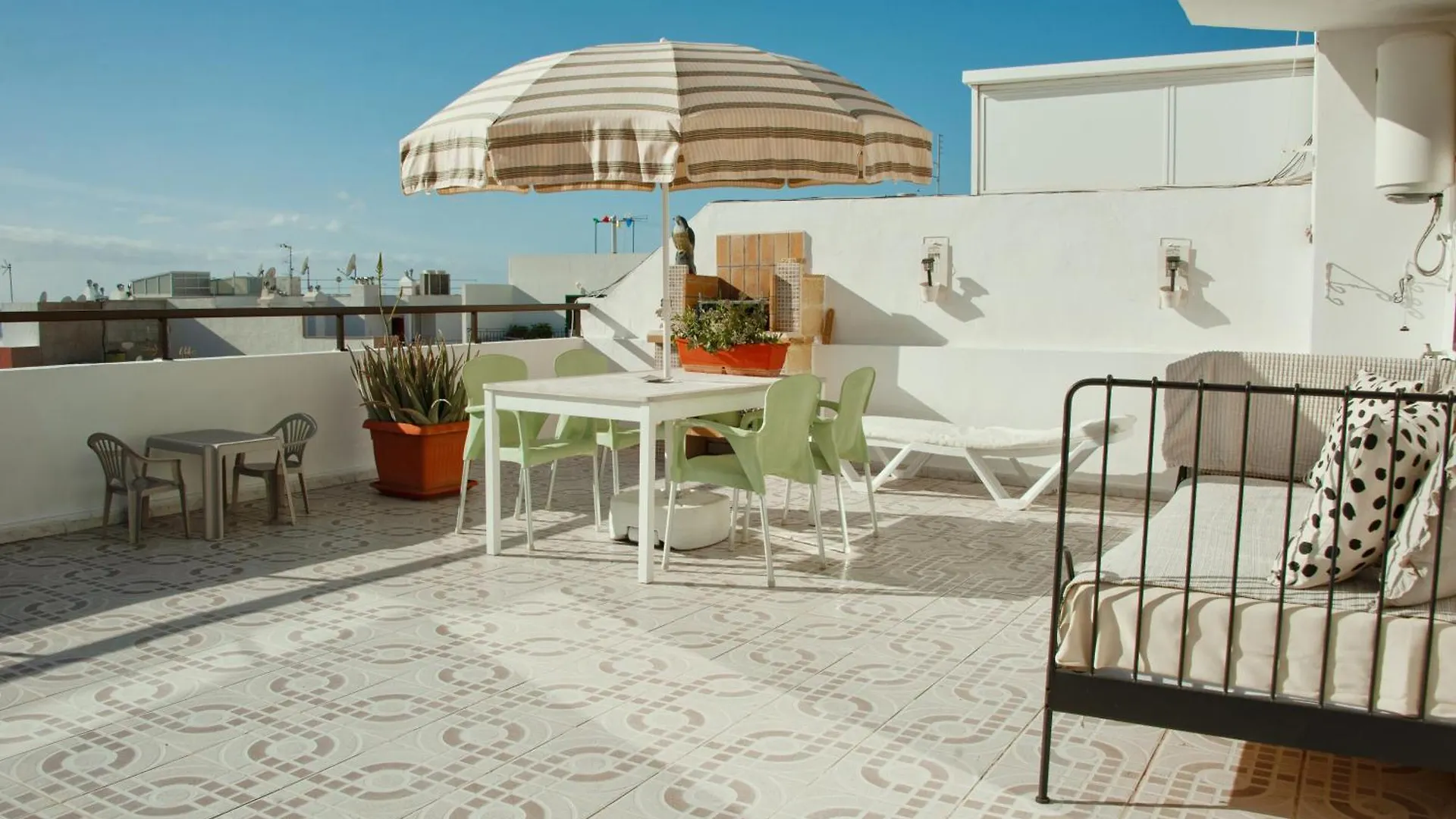 Urban Harmony Nest Apartment Arona  0*, Arona (Tenerife) Spain