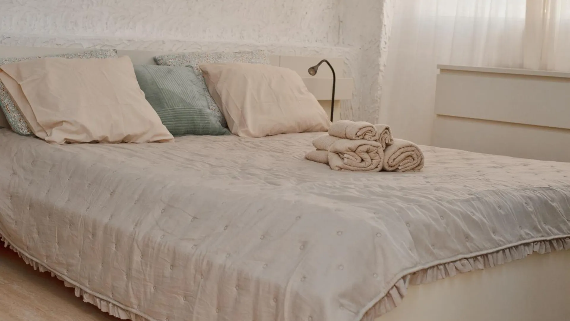 Urban Harmony Nest Apartment Arona  Spain