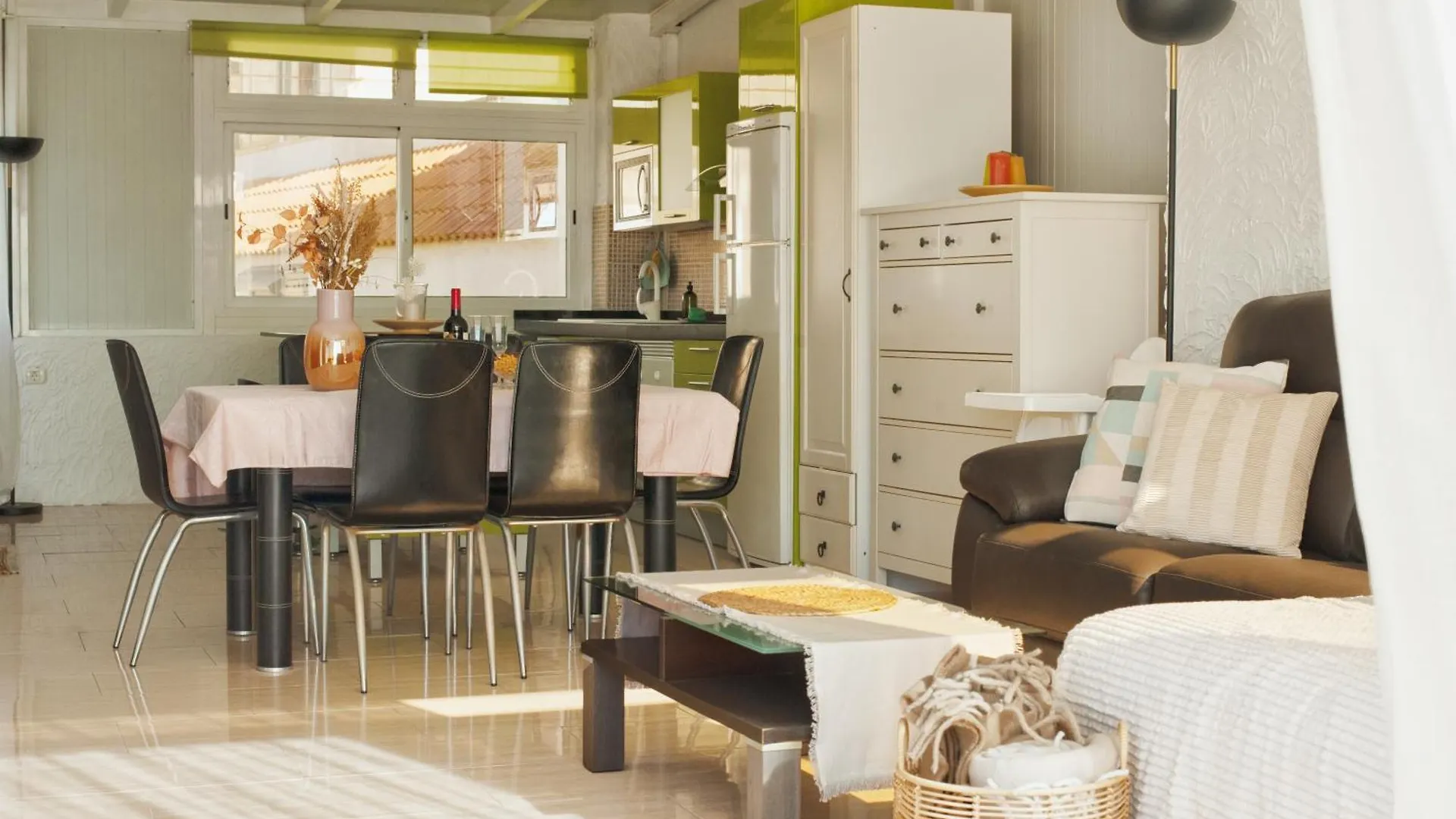 Urban Harmony Nest Apartment Arona