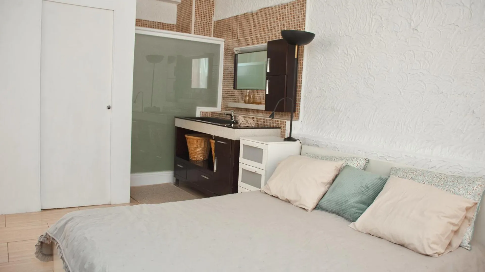 Urban Harmony Nest Apartment Arona  0*, Arona (Tenerife)